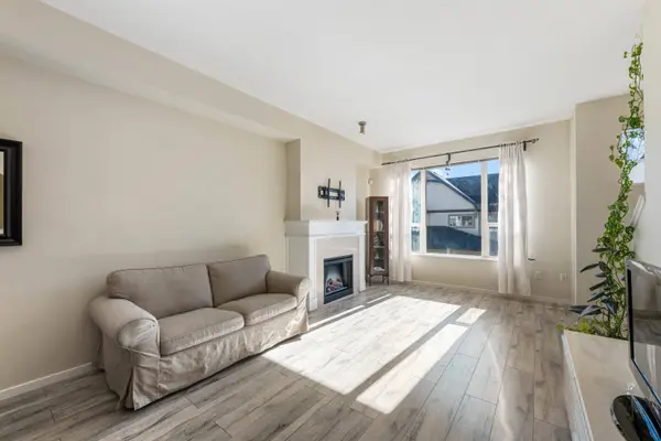 3105 Dayanee Springs BLVD #230, Coquitlam, BC V3E 0C2