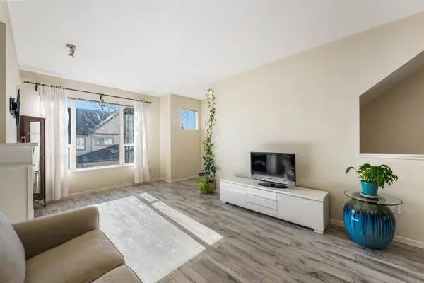 3105 Dayanee Springs BLVD #230, Coquitlam, BC V3E 0C2