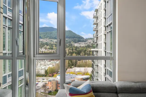 3008 Glen DR #2301, Coquitlam, BC V3B 0J5