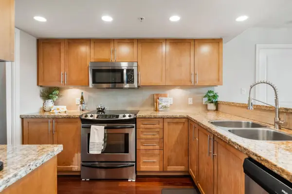 288 Ungless WAY #1403, Port Moody, BC V3H 0C9