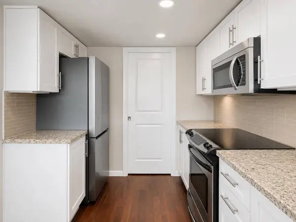 288 Ungless WAY #1403, Port Moody, BC V3H 0C9