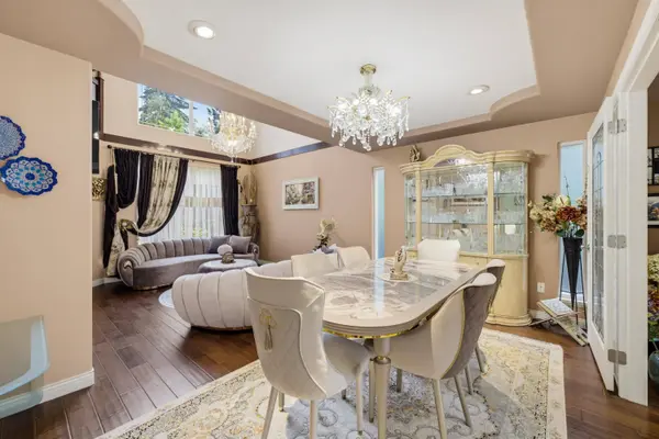 3315 Plateau BLVD, Coquitlam, BC V3E 3B8