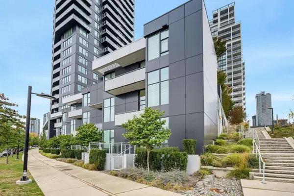 4433 Alaska ST #106, Burnaby, BC V5C 5T3