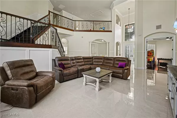 19380 La Serena DR, Estero, FL 33967