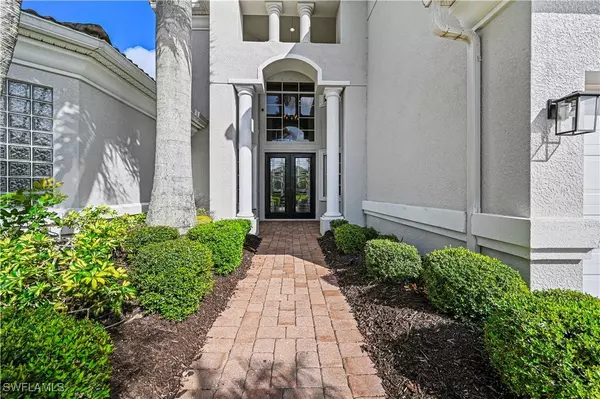 19380 La Serena DR, Estero, FL 33967