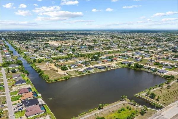 1214 NE 14th AVE, Cape Coral, FL 33909