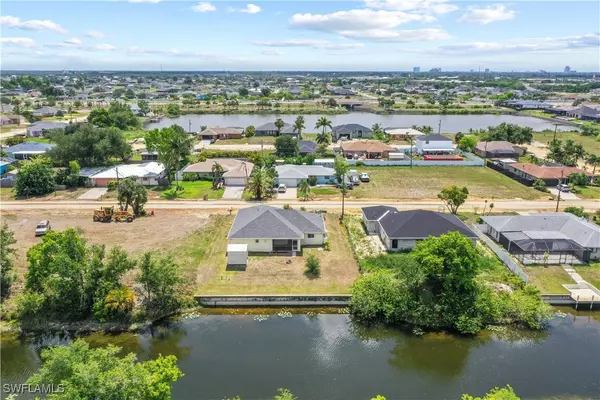 1214 NE 14th AVE, Cape Coral, FL 33909