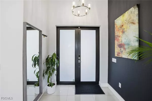 1308 SW 31st TER, Cape Coral, FL 33914