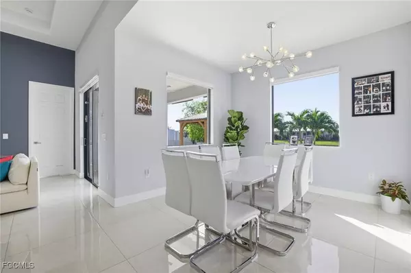 1308 SW 31st TER, Cape Coral, FL 33914