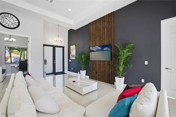 1308 SW 31st TER, Cape Coral, FL 33914