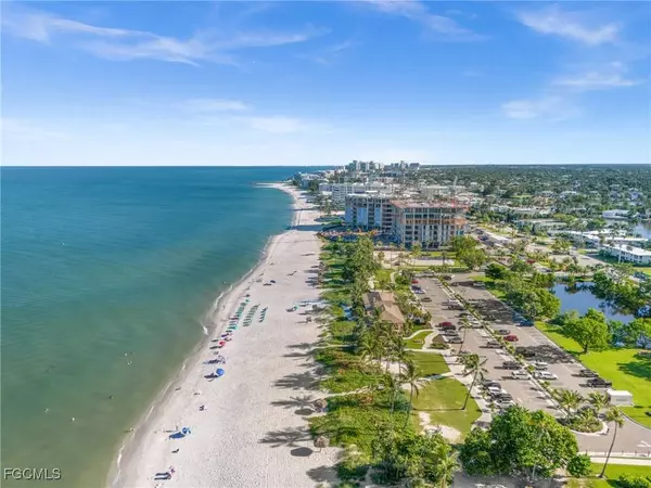 1300 Gulf Shore BLVD N #701, Naples, FL 34102