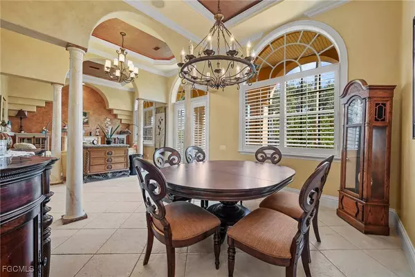 18150 Old Pelican Bay DR, Fort Myers Beach, FL 33931