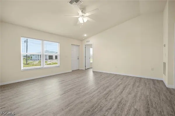 9026 Maywood CIR, Labelle, FL 33935