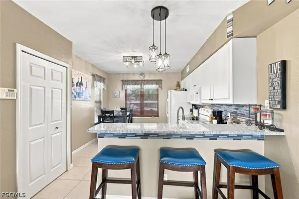 406 SW 3rd ST #102, Cape Coral, FL 33991