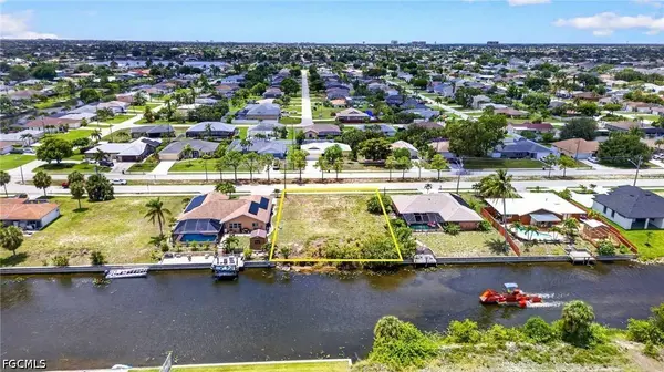 601 Gleason Pkwy, Cape Coral, FL 33914