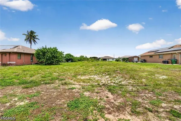 601 Gleason Pkwy, Cape Coral, FL 33914