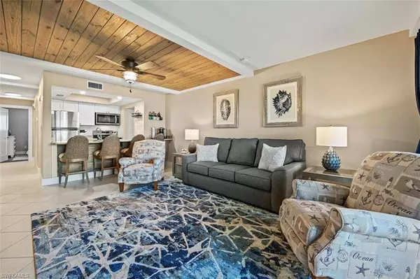 200 Lenell RD #215, Fort Myers Beach, FL 33931