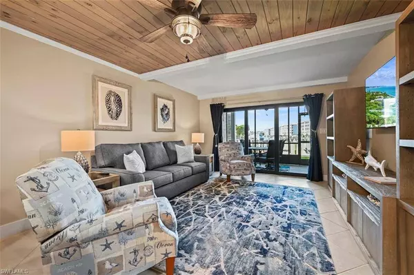 200 Lenell RD #215, Fort Myers Beach, FL 33931