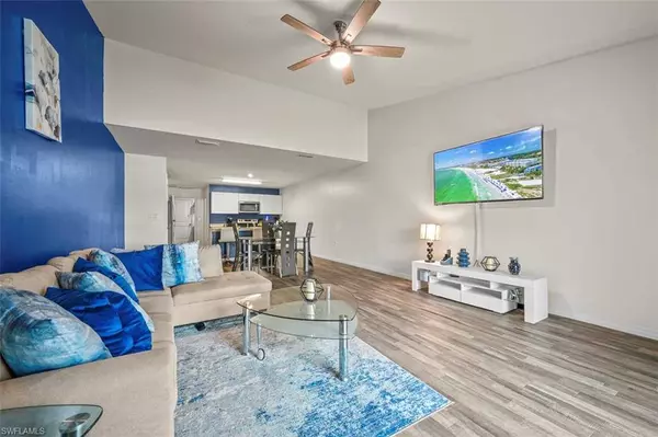 9032 Aegean CIR, Lehigh Acres, FL 33936