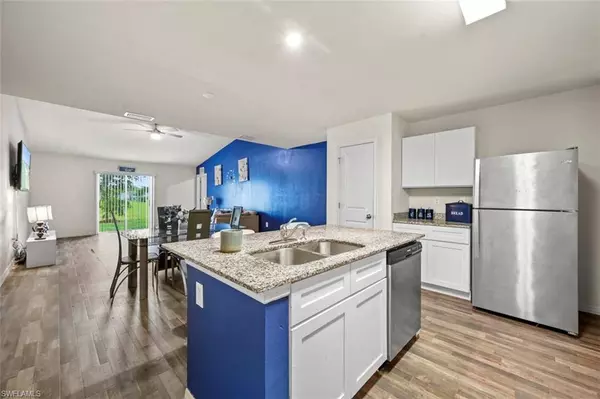 9032 Aegean CIR, Lehigh Acres, FL 33936