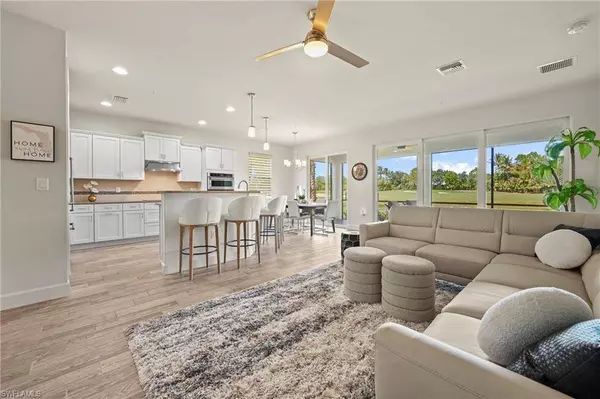 10231 Glastonbury CIR #101, Fort Myers, FL 33913