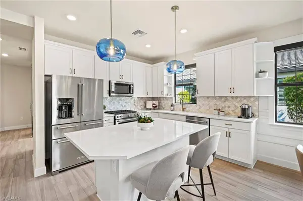 12351 Canal Grande DR, Fort Myers, FL 33913