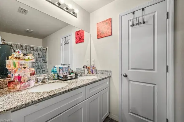 9032 Aegean CIR, Lehigh Acres, FL 33936