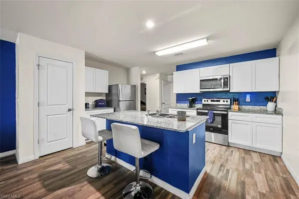 9032 Aegean CIR, Lehigh Acres, FL 33936