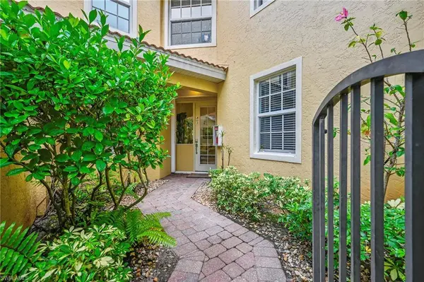 20231 Burnside PL #403, Estero, FL 33928