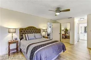 925 Palm View DR #111, Naples, FL 34110
