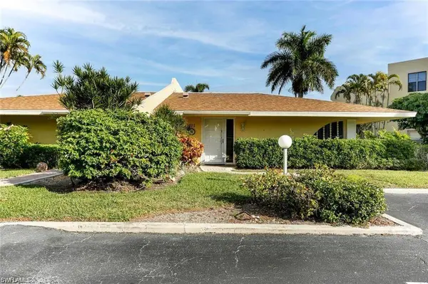 925 Palm View DR #111