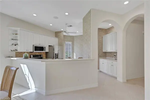 3134 Santorini CT, Naples, FL 34119