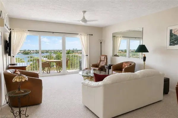 60 Pelican ST W #602, Naples, FL 34113