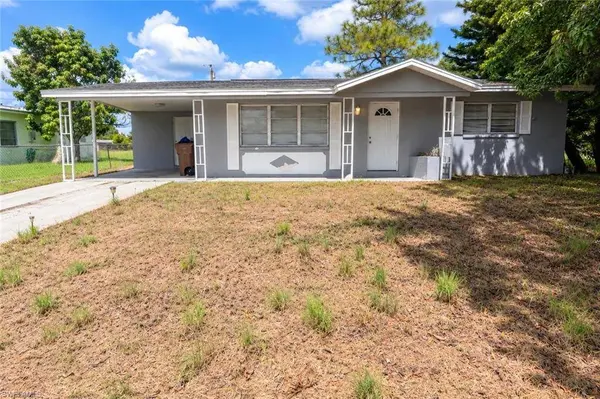 1111 Gifford AVE N, Lehigh Acres, FL 33936