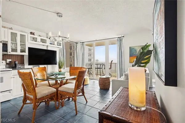 7330 Estero BLVD #202, Fort Myers Beach, FL 33931