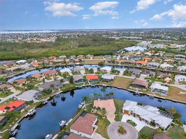 1247 PINE SISKIN DR, Punta Gorda, FL 33950