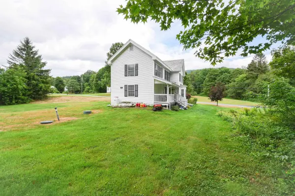 1237 Furnace RD, Pittsford, VT 05763