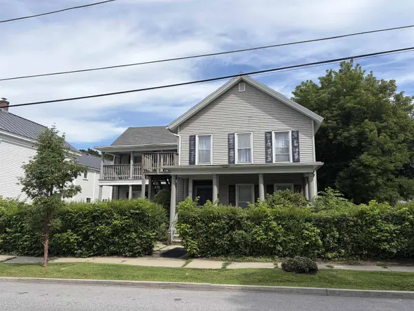 73 Crescent ST, Rutland City, VT 05701