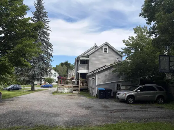 84 Crescent ST, Rutland City, VT 05701