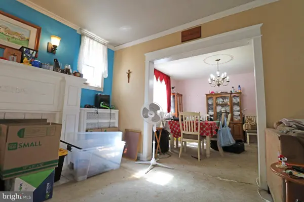 1402 MAIN ST, Darby, PA 19023