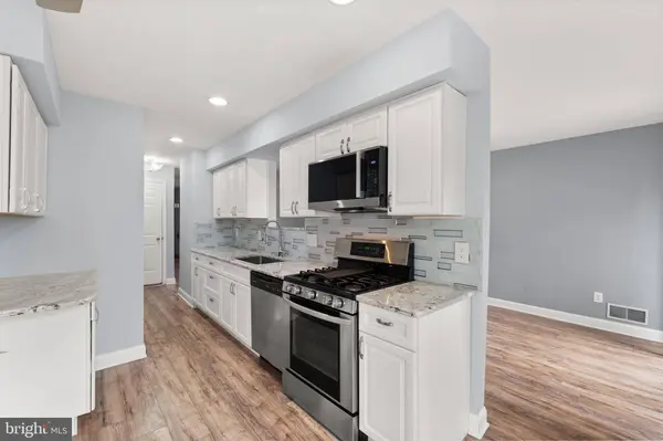 127 E WINONA AVE, Norwood, PA 19074