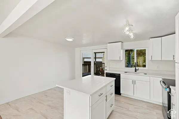 4502 W WINDCREST CIR, West Valley City, UT 84120