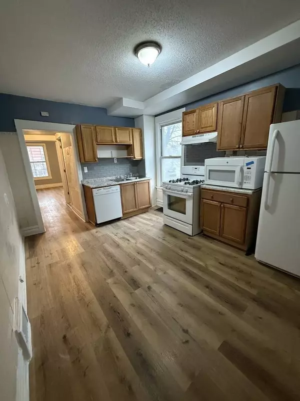 3616 N Kedzie AVE #1, Chicago, IL 60618