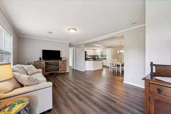 2856 SH-62, Buna, TX 77612