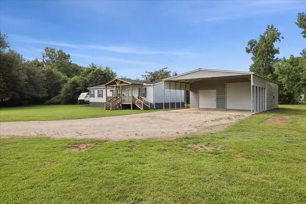2856 SH-62, Buna, TX 77612