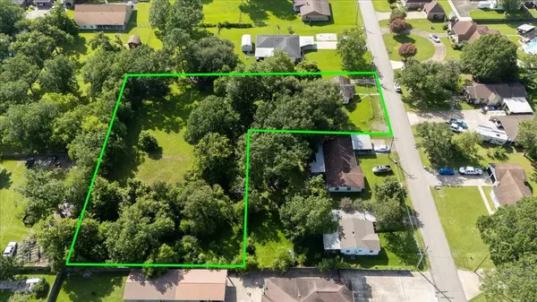 1507 N 20th ST, Nederland, TX 77627