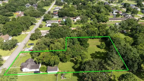 1507 N 20th ST, Nederland, TX 77627