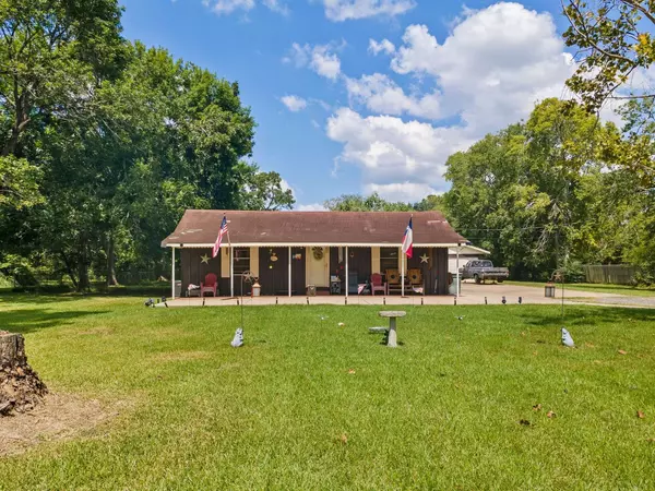 9210 Baker RD, Beaumont, TX 77707