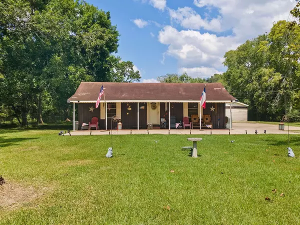 9210 Baker RD, Beaumont, TX 77707