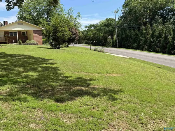 137 Winn Road, Scottsboro, AL 35769